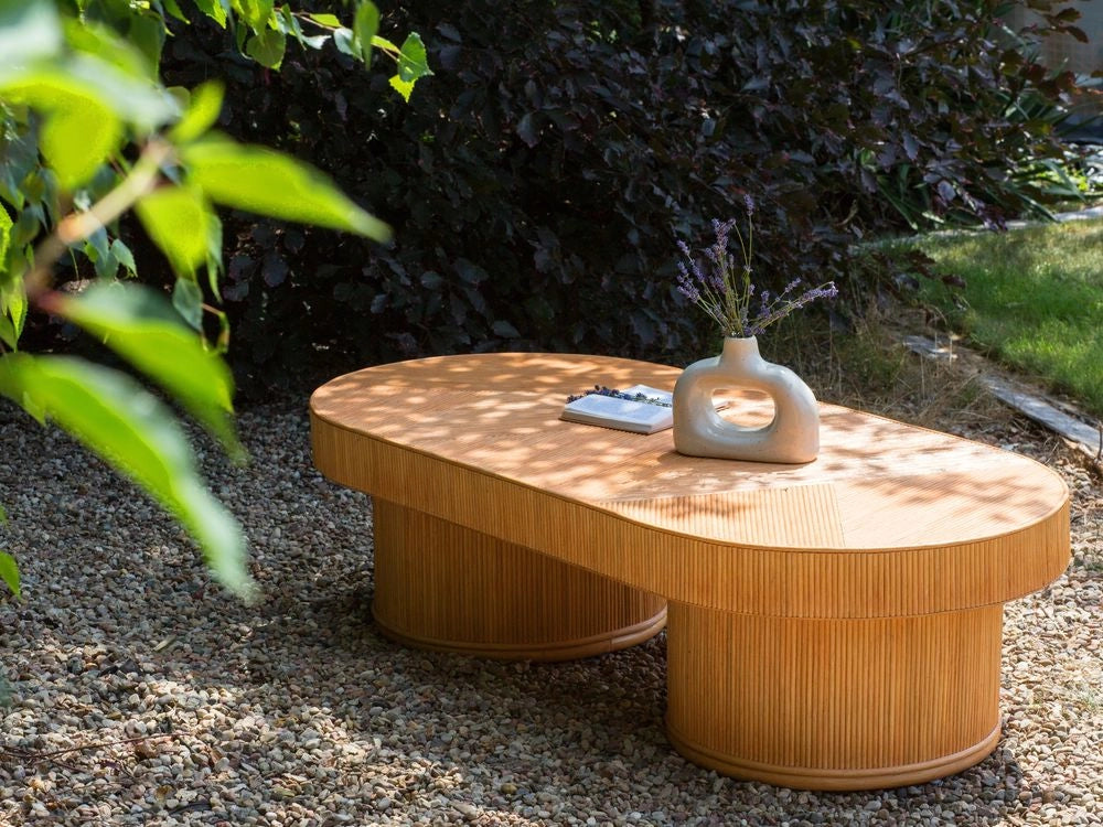 Tavolino da giardino in legno chiaro Rattan 150 x 70 cm Arredamento da esterno in stile moderno