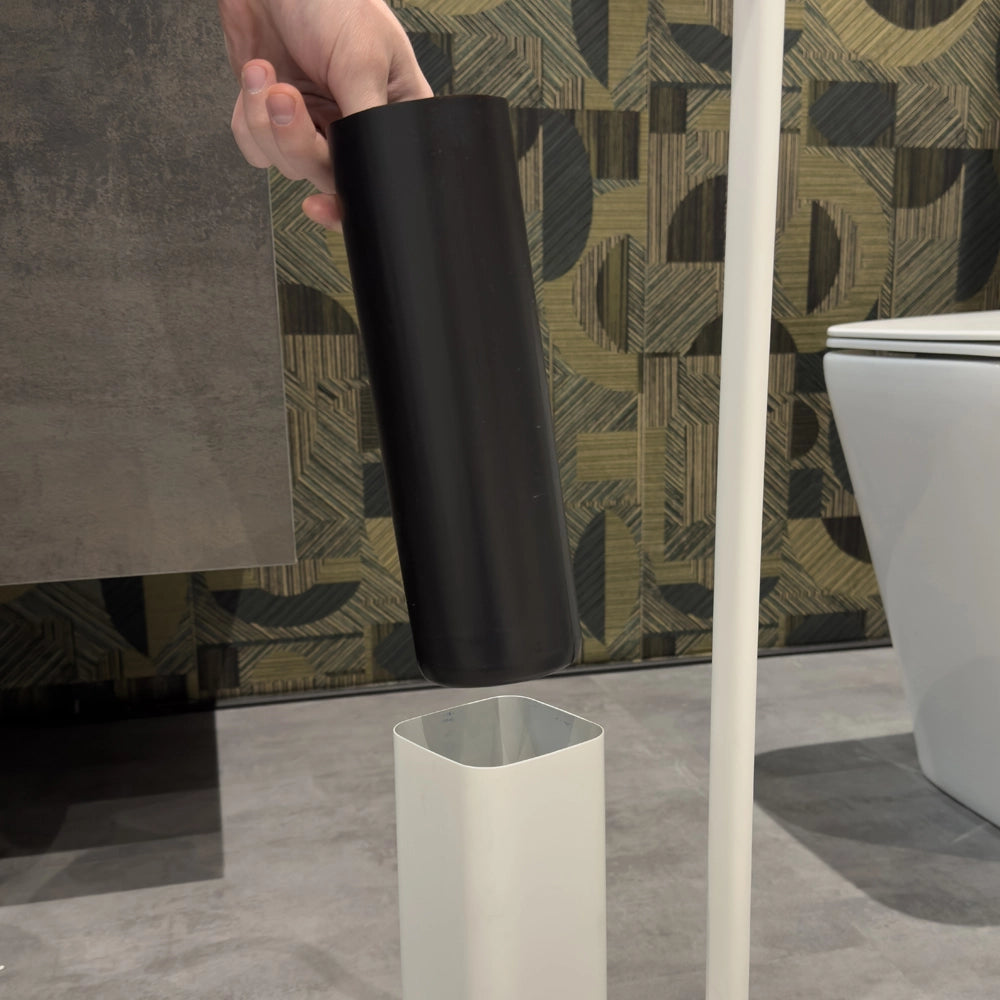 Piantana porta rotolo e scopino da appoggio in acciaio bianco opaco Fusion