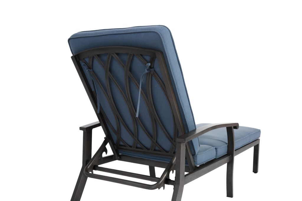 Chaise longue da esterno con cuscino; schienale regolabile a 5 posizioni; alluminio blu