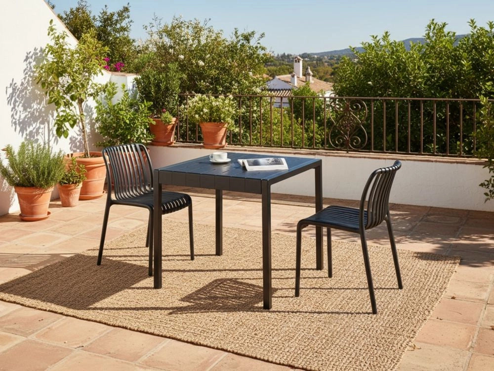 Tavolo da pranzo da giardino Telaio sintetico nero 4 posti resistente alle intemperie Patio esterno