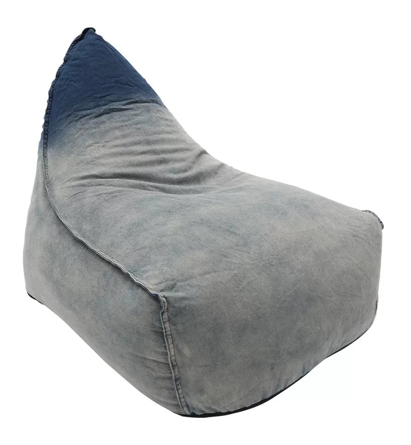 01 poltrona in tessuto denim slavato misure l.130 h.65 p.82
