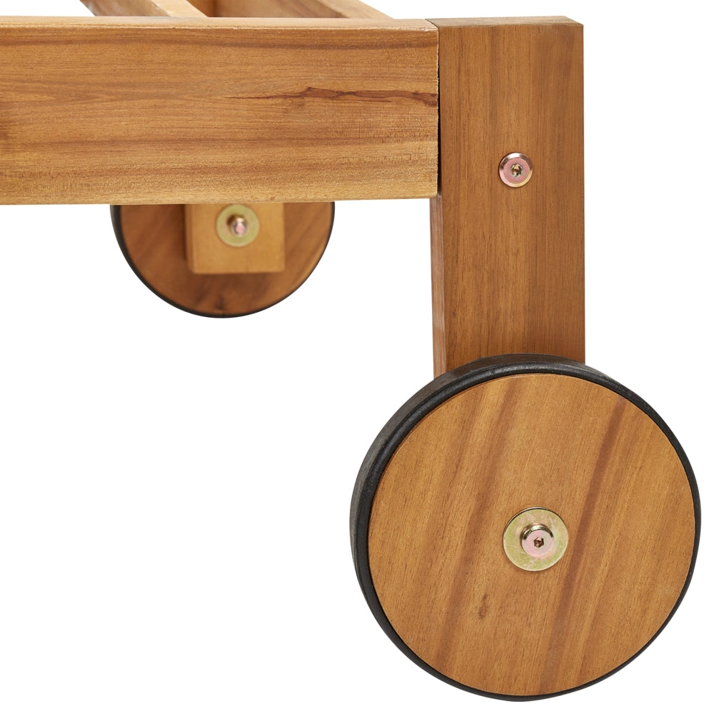 Lettino da giardino in legno di acacia chiaro con schienale regolabile e rotelle incorporate Stile rustico moderno