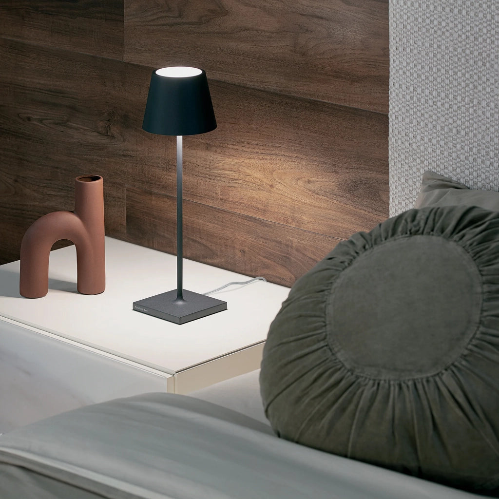 Lampada da Tavolo Poldina Corten 230V con spina LED Dimmerabile 11x38 cm - Design Moderno in Alluminio