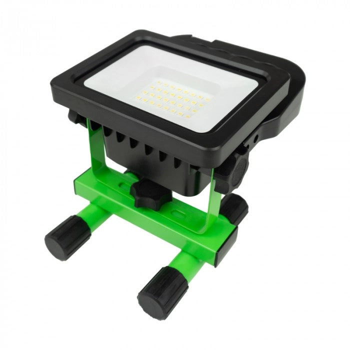 Faro LED portatile ricaricabile 20W 1600lm 5000K IP54