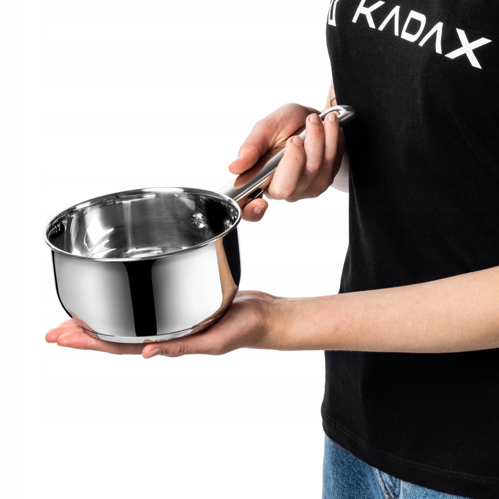 Pentola in acciaio inox KADAX da 1 litro, adatta a piani cottura a induzione e gas, con manico da 14 cm.