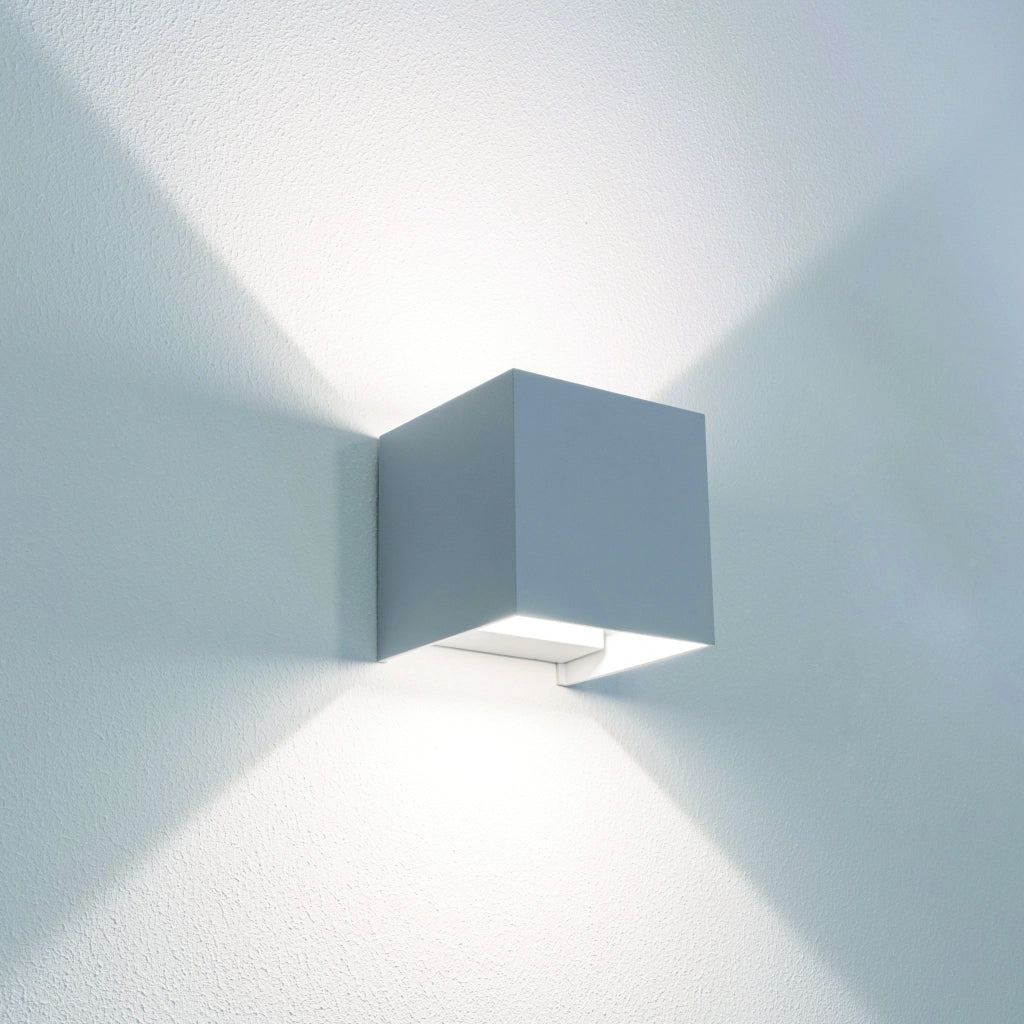 Century APPLIQUE BIDIREZIONALE QUADRATO A LED UP&DOWN+ 10 W-800 lm-3.000K/4.000K/6500K Col. Grigio