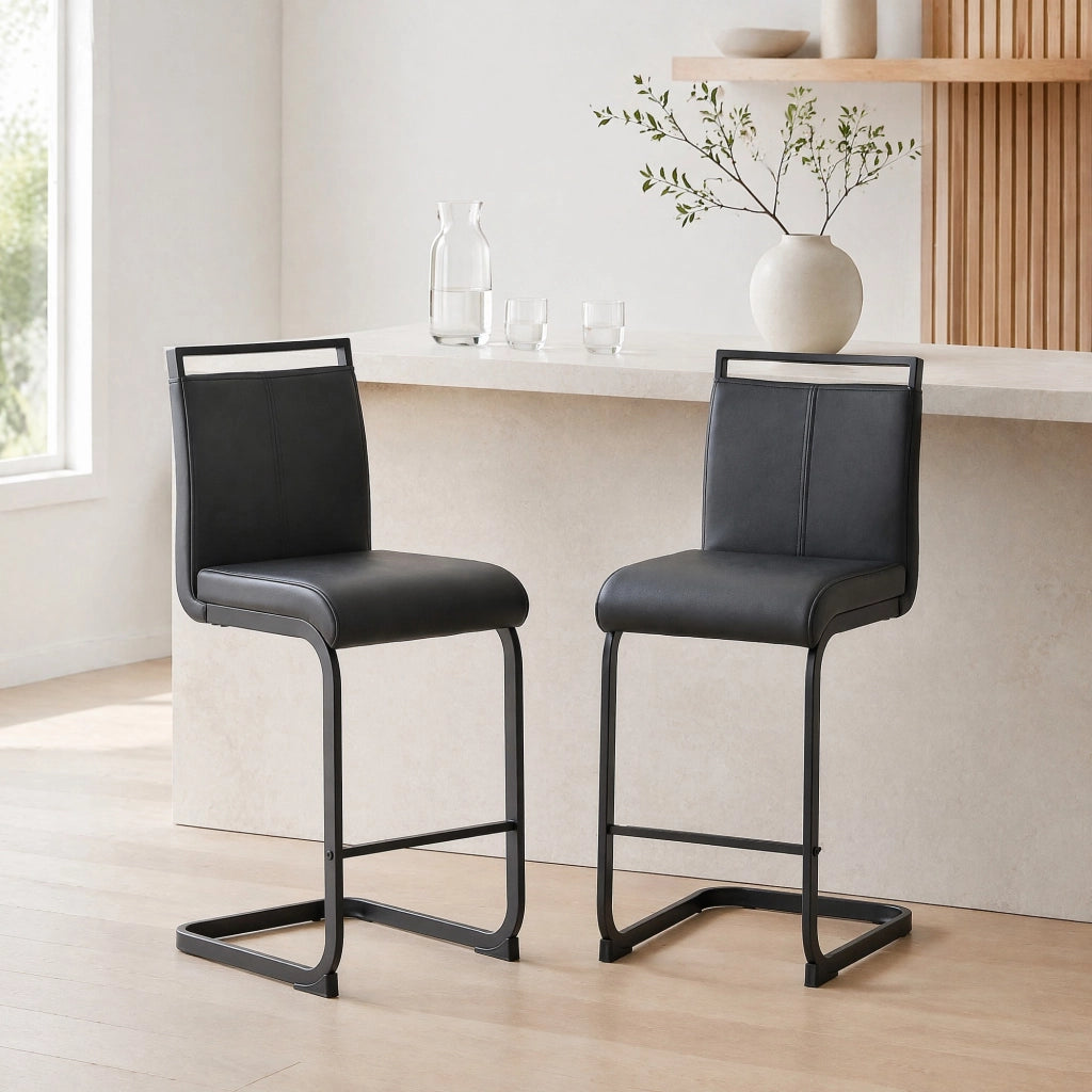 Set di 2 sgabelli da bar in PU nero con gambe in metallo nero, altezza totale 96,5 cm