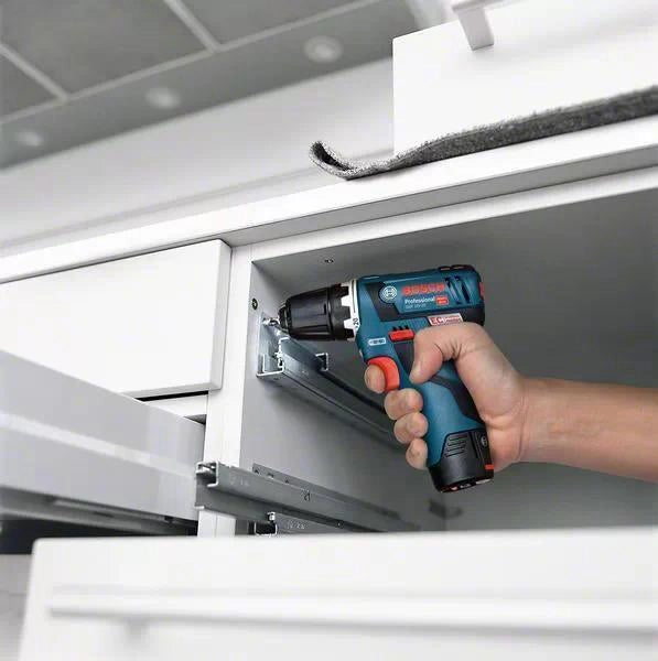Bosch 1600A01NC9 Professional Starter Set Batteria 12V 2.0Ah 4.0Ah Caricabatterie GAL 12V-40 colore Nero