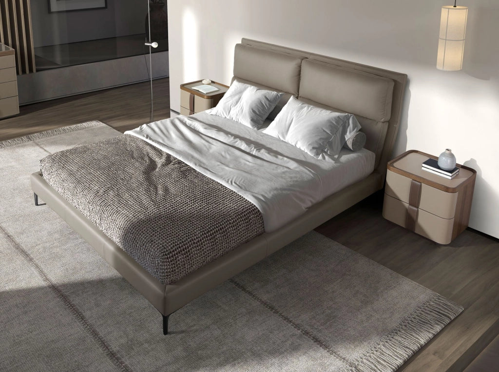 Letto in similpelle color visone