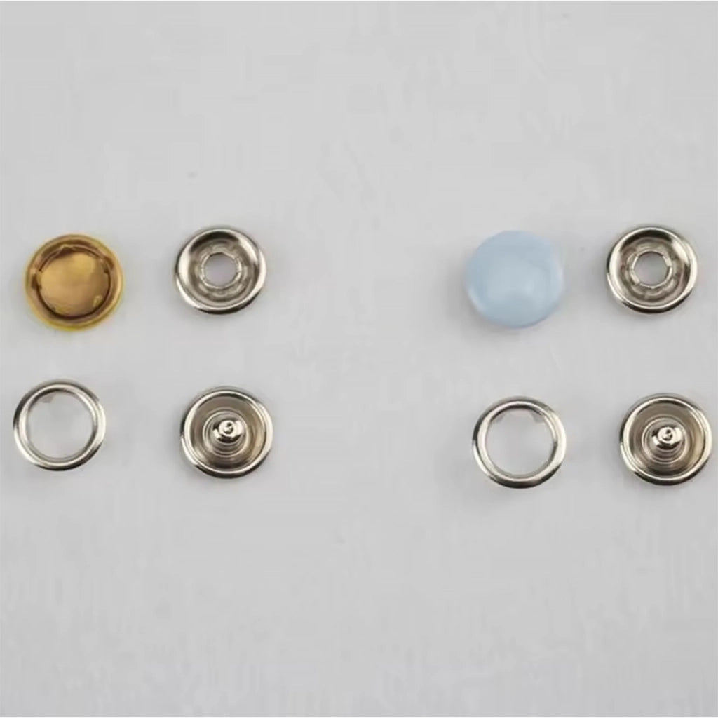 Set di Accessori SnapPro Color 200 – 200 Bottoni e Rivetti Colorati con Pinza | Per Tessuti, Abbigliamento e Fai da Te