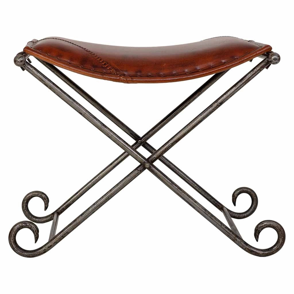 Sgabello marrone con gambe in metallo 50x45x45h cm