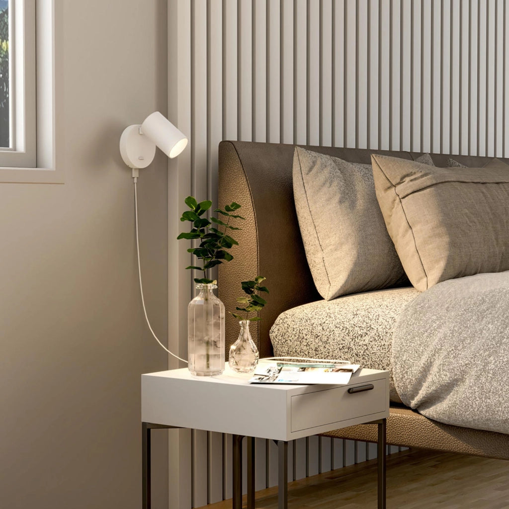 Applique lampada lettura comodino GU10 orientabile USB ricarica smartphone ON/OFF luce camera letto soggiorno BIANCO