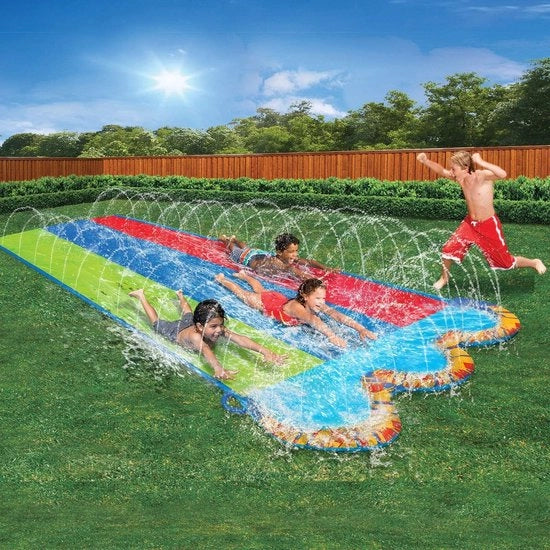 Tavola da Slitta da 685 cm e 2 Bodyboard - Divertimento Estivo per Acqua con Spray a Getto Integrato
