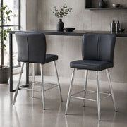 Set di 2 sgabelli da bar h 101 cm in PU nero e metallo argento, con schienale ergonomico e seduta imbottita