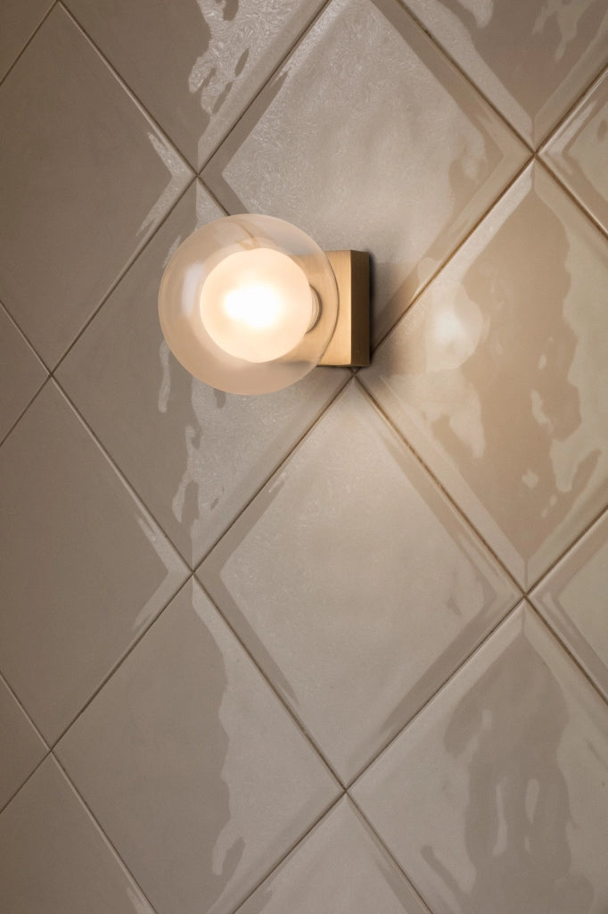 PERLA, Applique per Interni, Faro Barcelona