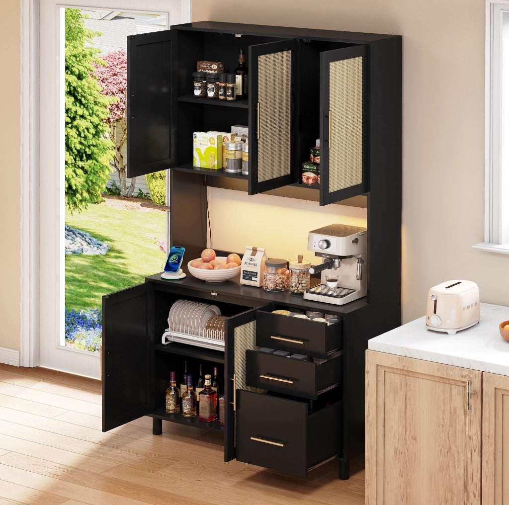 Credenza con LED controllabile da app in rattan; MDF; nero