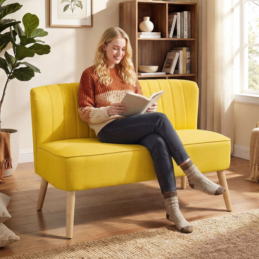 Divano 2 posti imbottito ¨C Minimal ¨C Tessuto antimacchia giallo 117x56.5x77