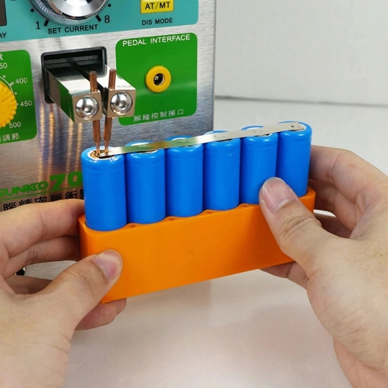 Forma di Saldatura per Batterie a 6 Celle – Struttura Stabile, Spazio per Nastro Nichelato | Dimensioni: 11x2x3,5 cm