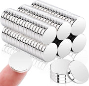 Set di 100 piccoli magneti a neodimio rotondi per bacheca, lavagna magnetica, frigorifero e lavagna bianca - 15 x 3 mm di spessore