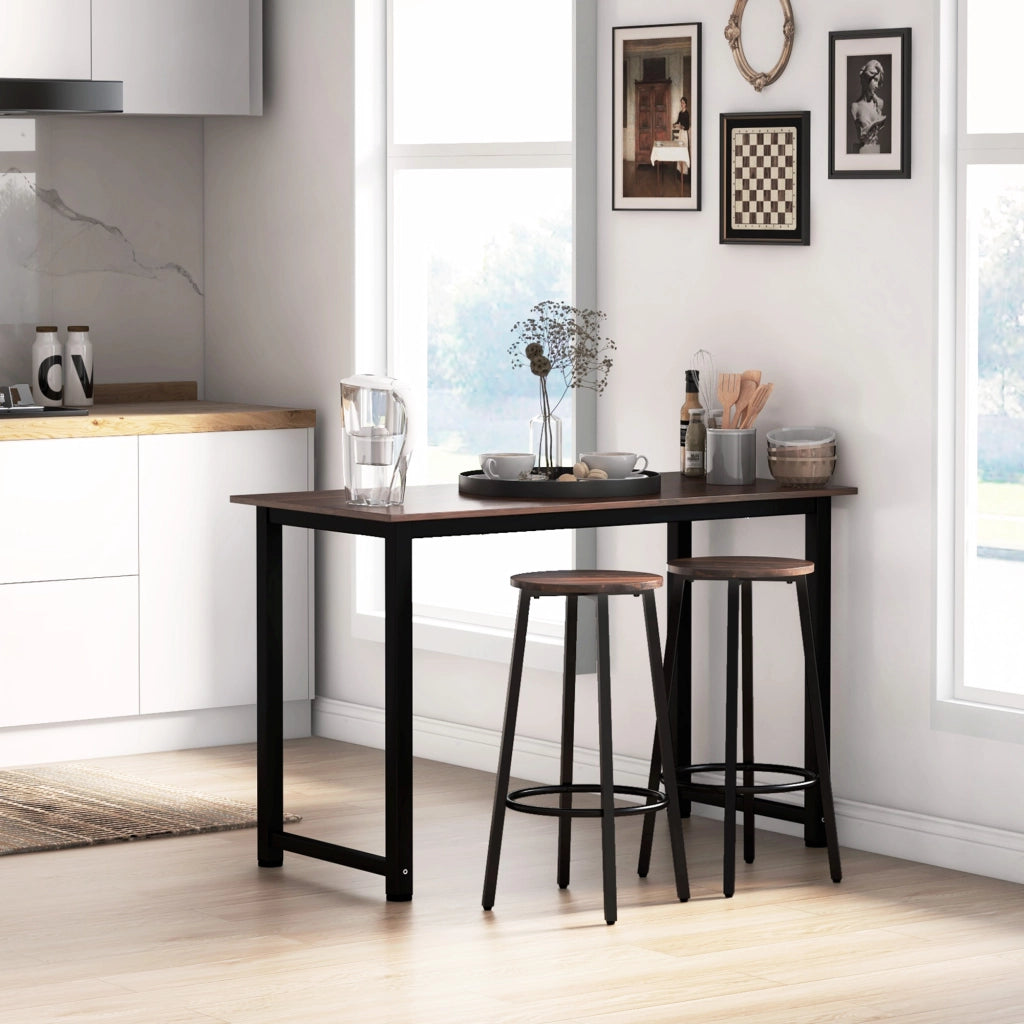 Set di 2 sgabelli da bar industriali con poggiapiedi, struttura in acciaio, seduta effetto legno, 42 x 42 x 65 cm, marrone