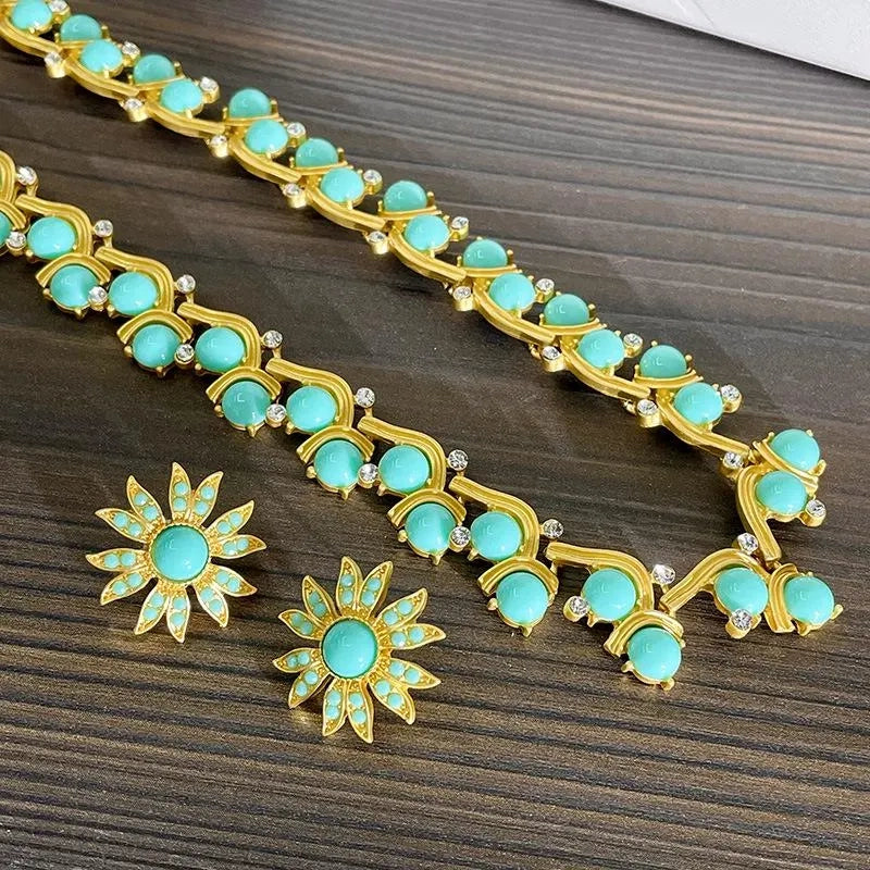 Orecchini vintage fatti a mano con fiori blu e collana di cristallo, regalo di Natale o compleanno.