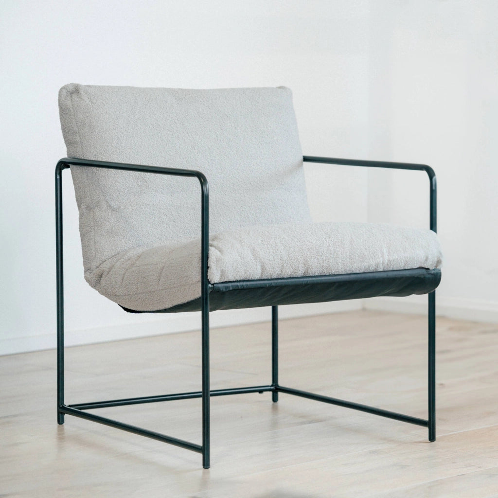 Set di 2 poltrone Appare, Poltrona rivestita in tessuto bouclé, Sedia imbottita, Seduta con braccioli in metallo, 61x67h75 cm, Grigio