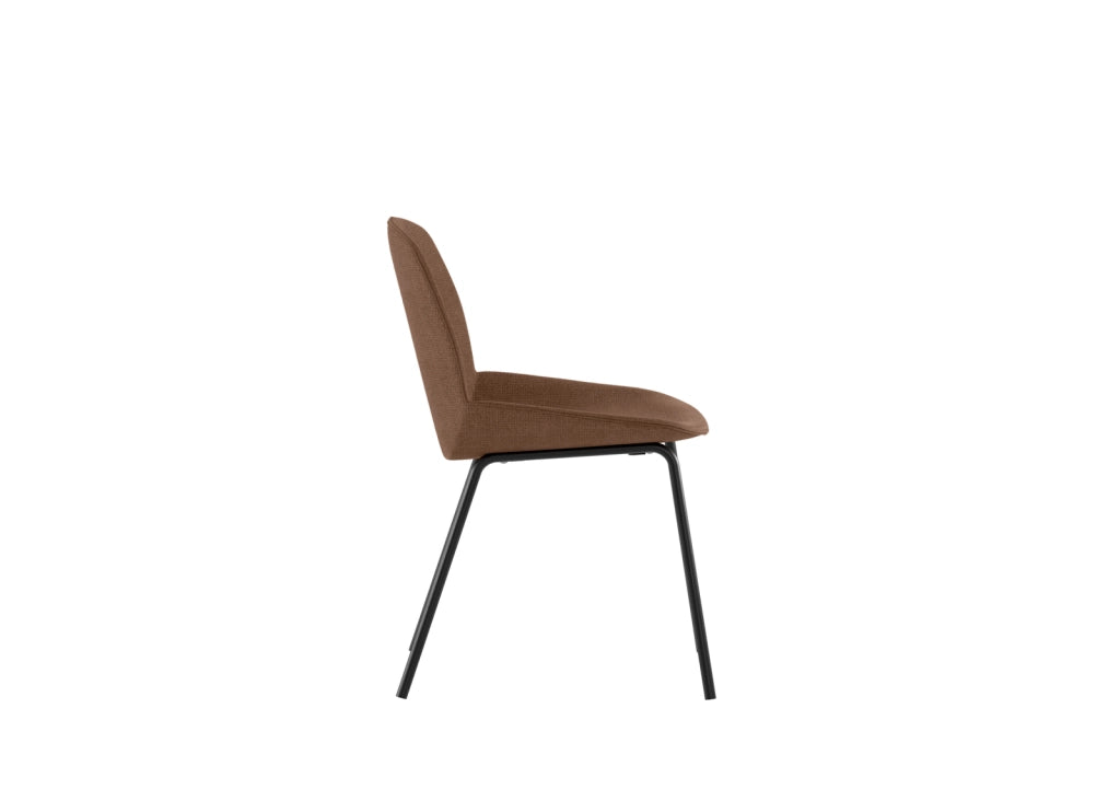 Sedia da pranzo Eva con seduta rivestita in tessuto ruggine e struttura in polipropilene - Base in metallo nero - Dimensioni 46x57x80 cm