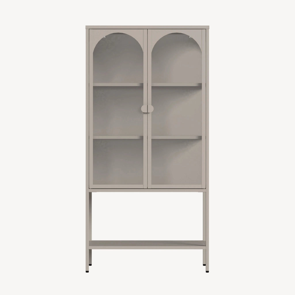 Vetrina Klippestad Credenza Alta a 2 Ante in Vetro e Ripiano Aperto 160 x 80 x 35 cm - Color Cammello [en.casa]