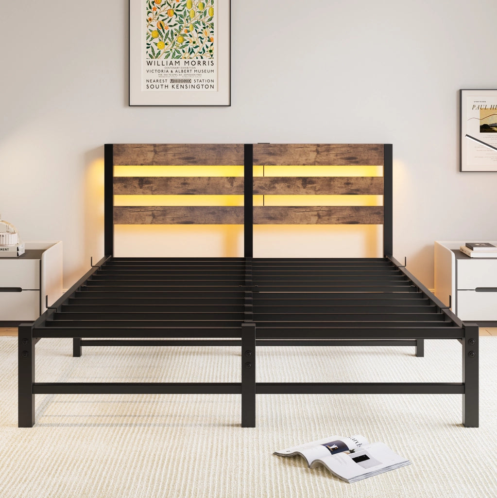 Letto matrimoniale 140×190 cm con 2 USB; LED RGB; ripiano testiera; struttura in metallo e legno; senza materasso; nero marrone