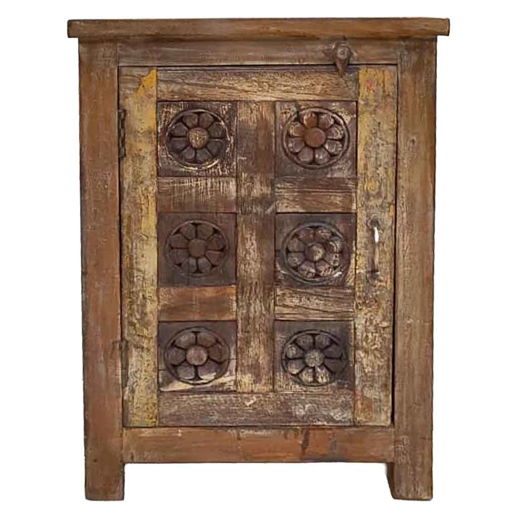 Comodino in legno fatto a mano49x36x71h cm