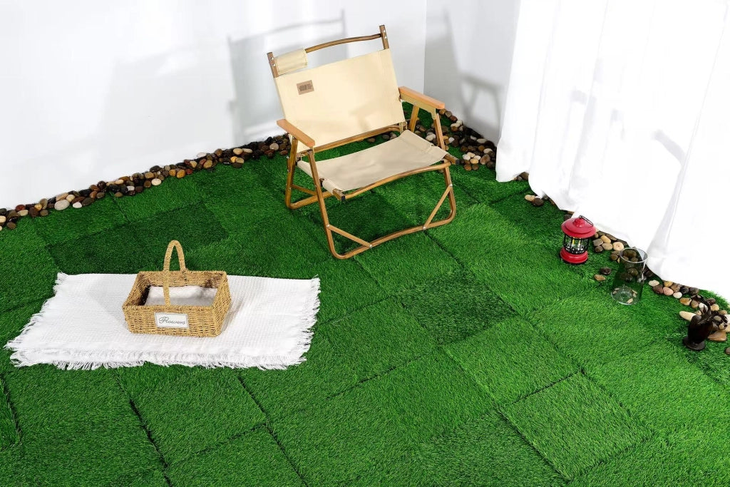 Piastrelle Erba Artificiale Interlocking 36 pezzi ¨C MINIMAL ¨C Verde, 30x30 cm, Balcone/Giardino