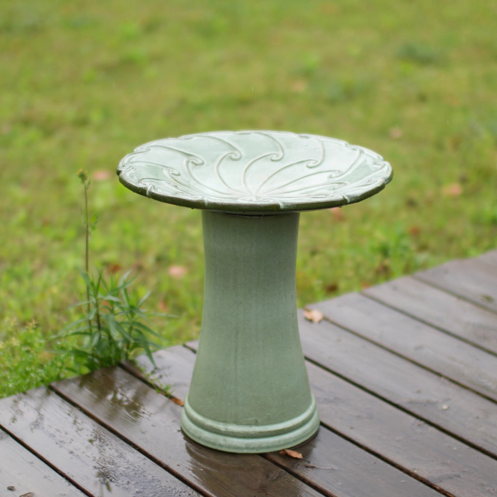Abbeveratoio per uccelli in ceramica verde chiaro, Ø 43 cm, h 45 cm, resistente al gelo