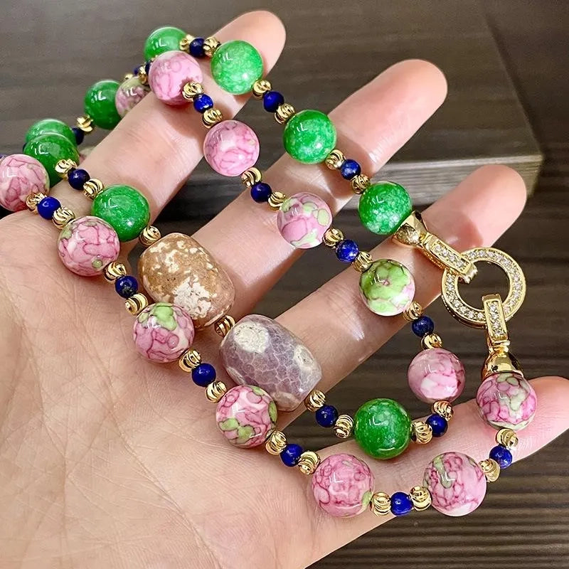 Collana fatta a mano con perline di lapislazzuli, agata, ceramica rosa e pietra naturale, regalo di Natale o compleanno.