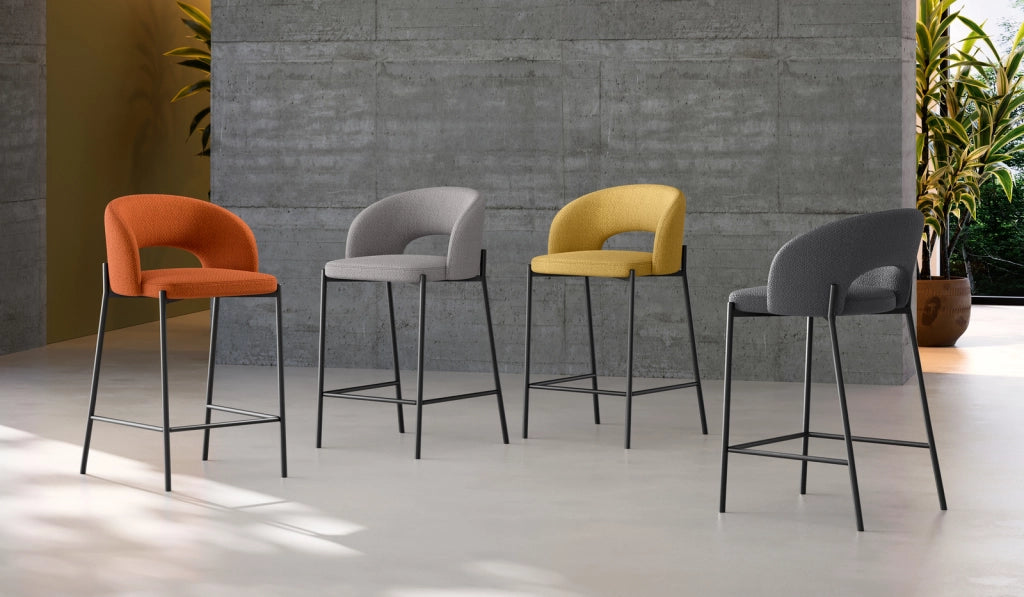 Sgabello Cucina Greta Design Moderno con Seduta e Schienale in Tessuto Arancio e Gambe in Metallo Resistente - Om/394/SAR