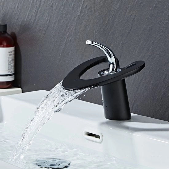Bidoniera con rubinetto a cascata - Maniglia unica con rubinetto - Rubinetto da bagno - Nero - Alta qualità ottone - Incluso manuale di installazione