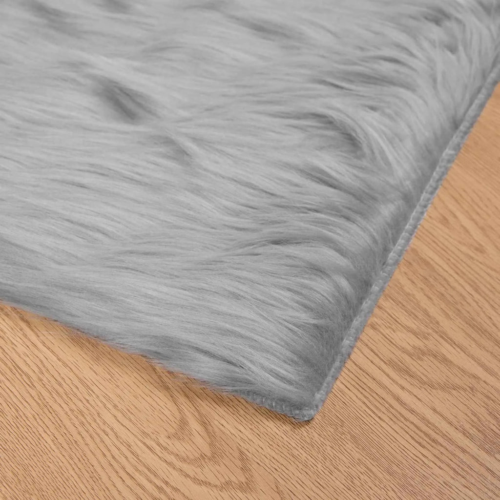 Tappeto in finta TAFALLA Grigio 120 x 170 cm Poliestere 42021526