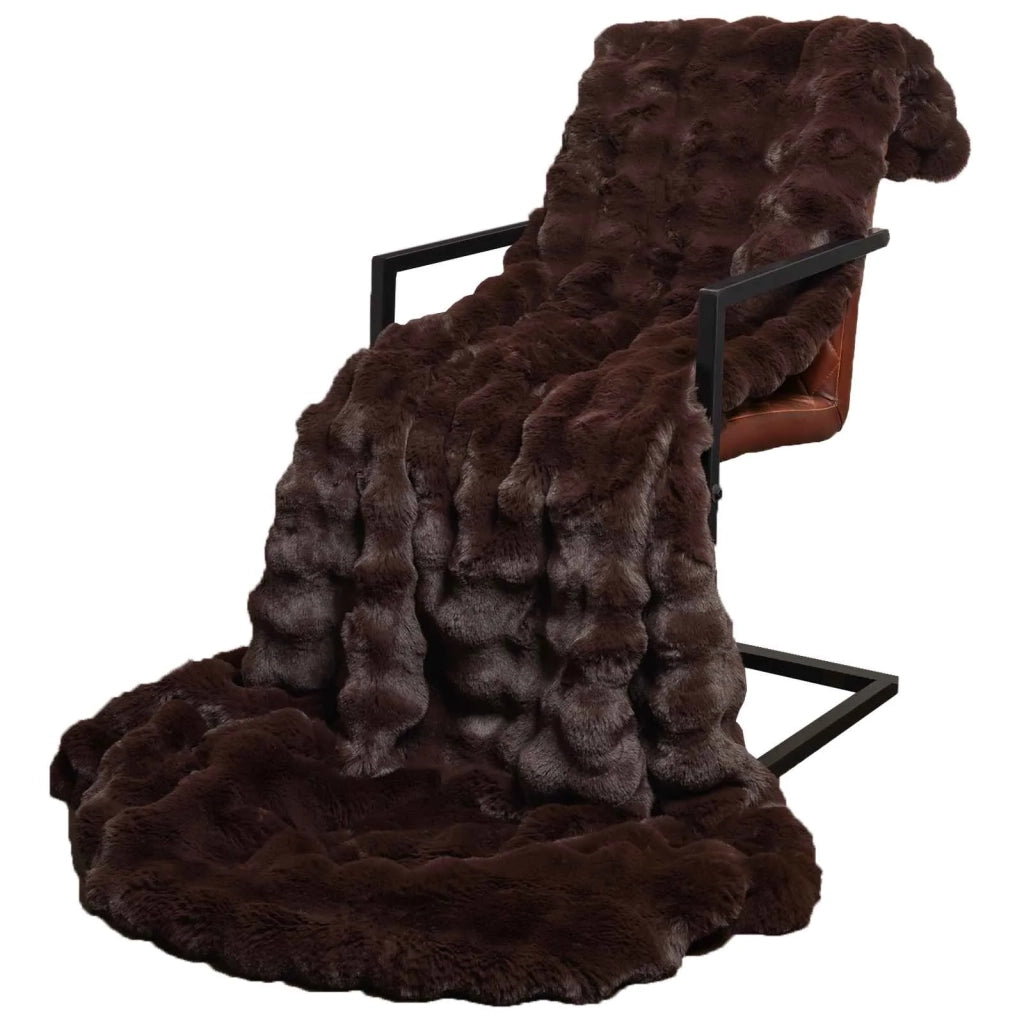 Coperta antiscivolo in sintetica di coniglio Olite Cammello 42021794
