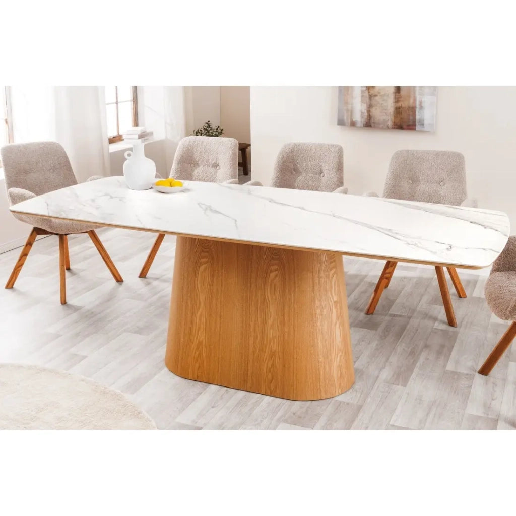 Tavolo da sala da pranzo LUMEA – Rettangolare 200 cm – Piano in ceramica effetto marmo bianco e piede aspetto legno chiaro
