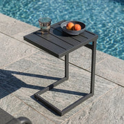 Tavolino da Giardino Gaby a Forma di C in Acciaio 58 x 40 x 30 cm - Grigio Antracite casa.pro