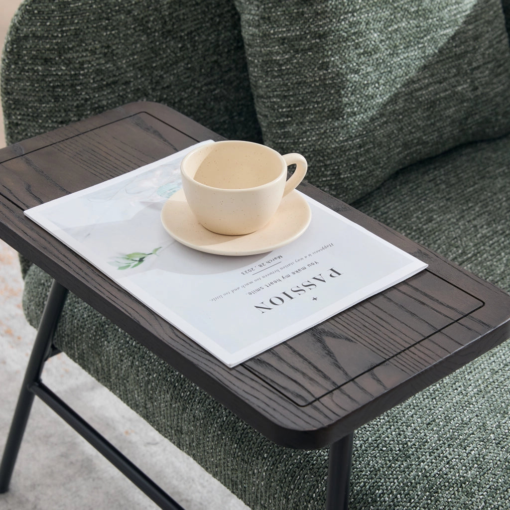 Fauteuil con tavolino laterale e tasche portaoggetti, seduta imbottita in ciniglia verde smeraldo 86 × 72 × 71 cm