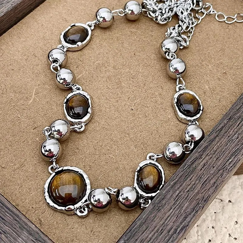 Collana fatta a mano con perline di pietra naturale, regalo di Natale o di compleanno.