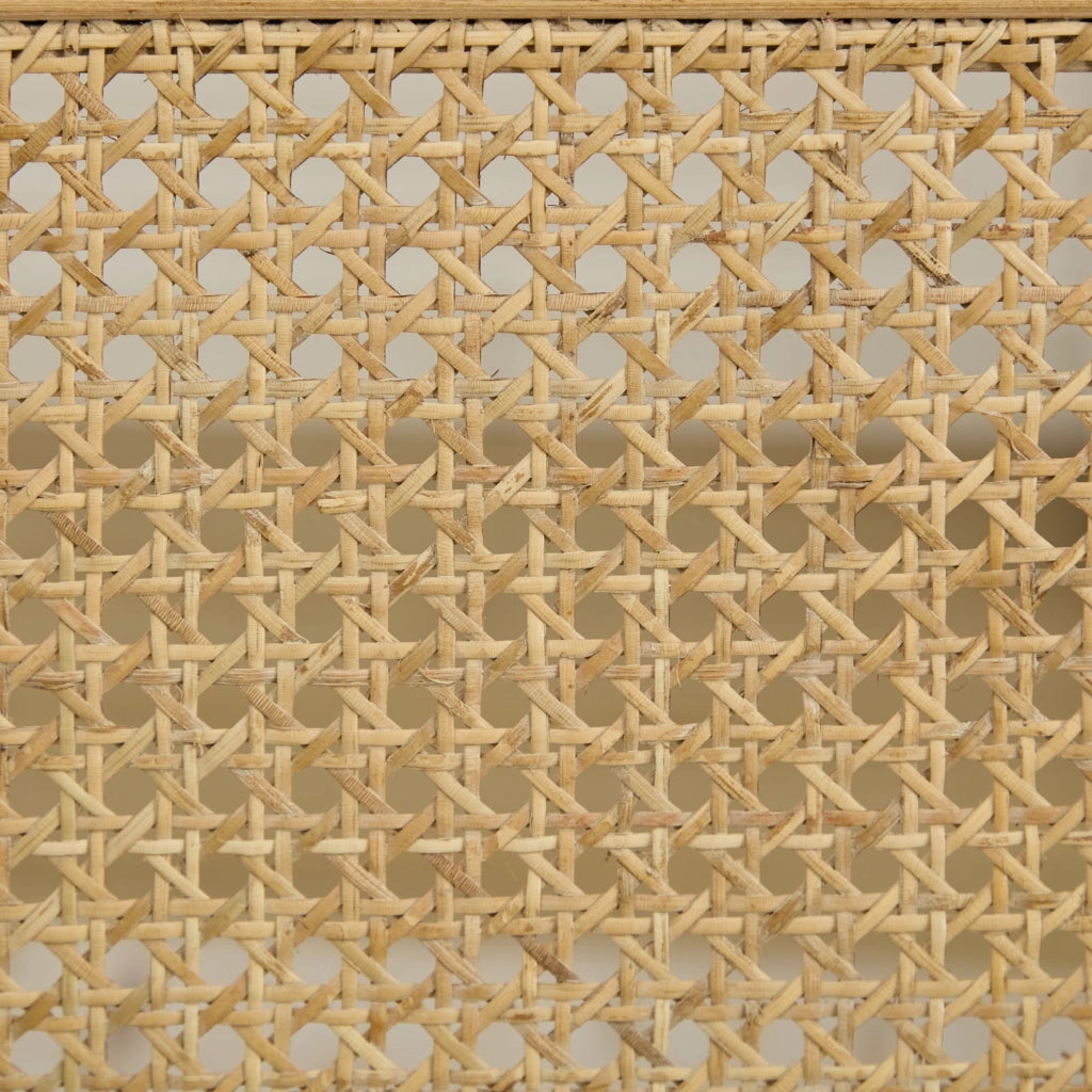 Set di 2 sedie da pranzo in stile rustico francese, struttura in legno massello anticato, schienale quadrato in rattan intrecciato, seduta rivestita i