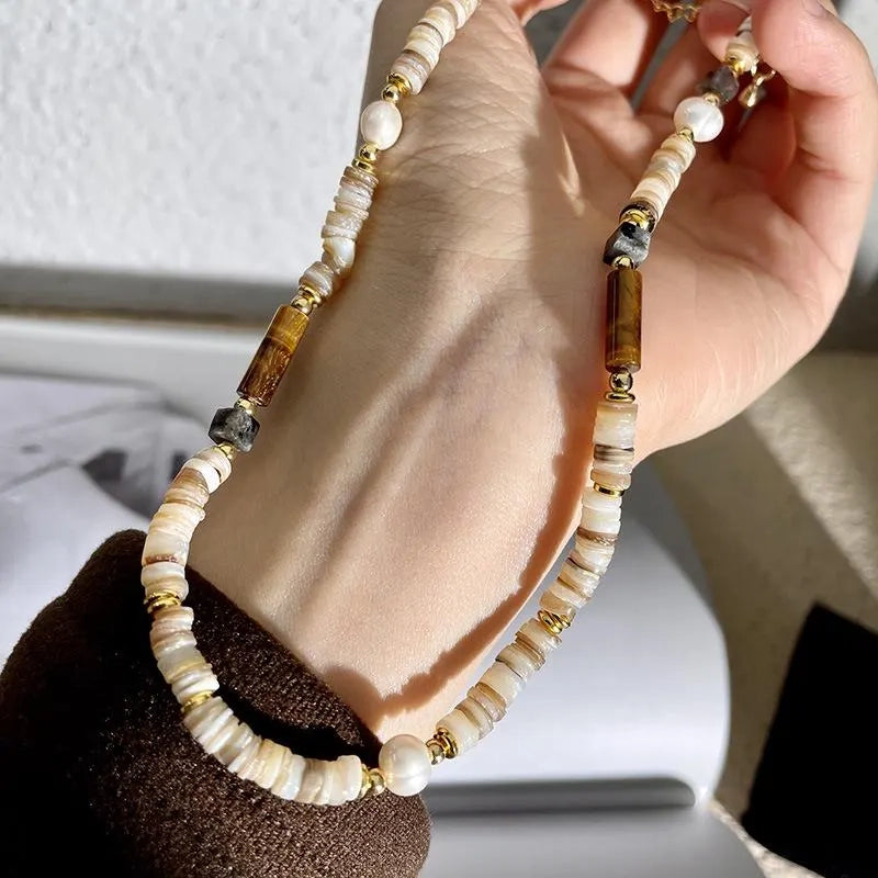 Collana vintage fatta a mano con perline di pietra naturale, regalo di Natale per donna, regalo di compleanno