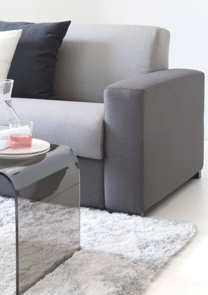 Divano fisso Cianite, Divano a 2 posti Large, Made in Italy, Sofà\  Soggiorno, in tessuto imbottito, con Braccioli slim, cm 180x95h90, Grigio e Antracite