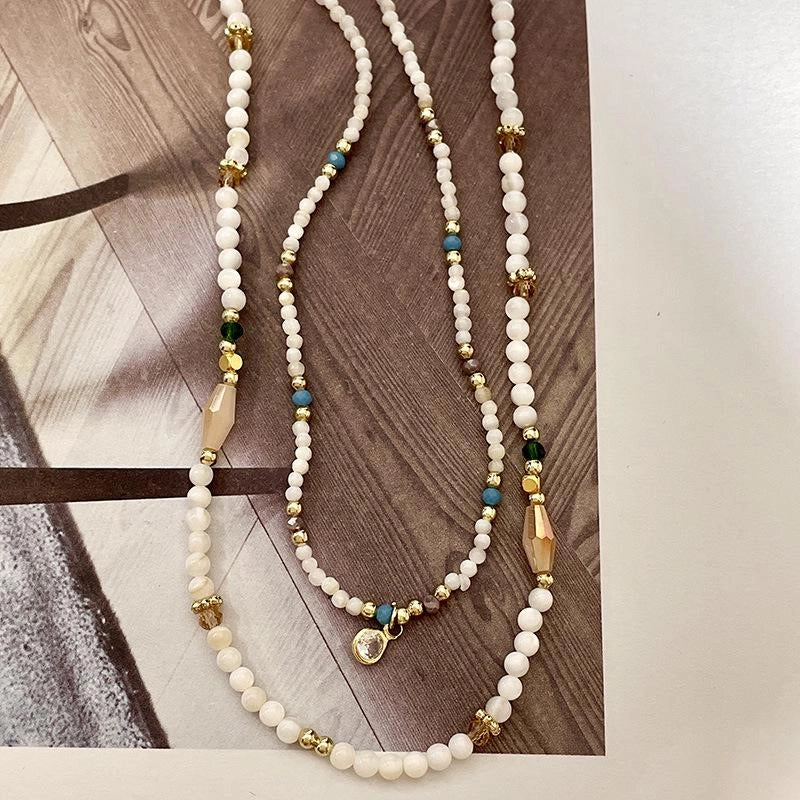 Collana fatta a mano con perle barocche in pietra naturale, regalo di Natale o di compleanno.