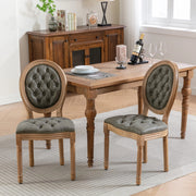 Set di 2 sedie da pranzo in stile country francese, struttura in legno massello anticato, schienale ovale completamente trapuntato a mano, rivestiment