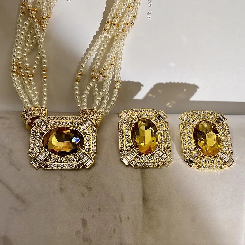 Collana e orecchini vintage fatti a mano con pendente multistrato di perle e cristalli, regalo di Natale per donna, regalo di compleanno