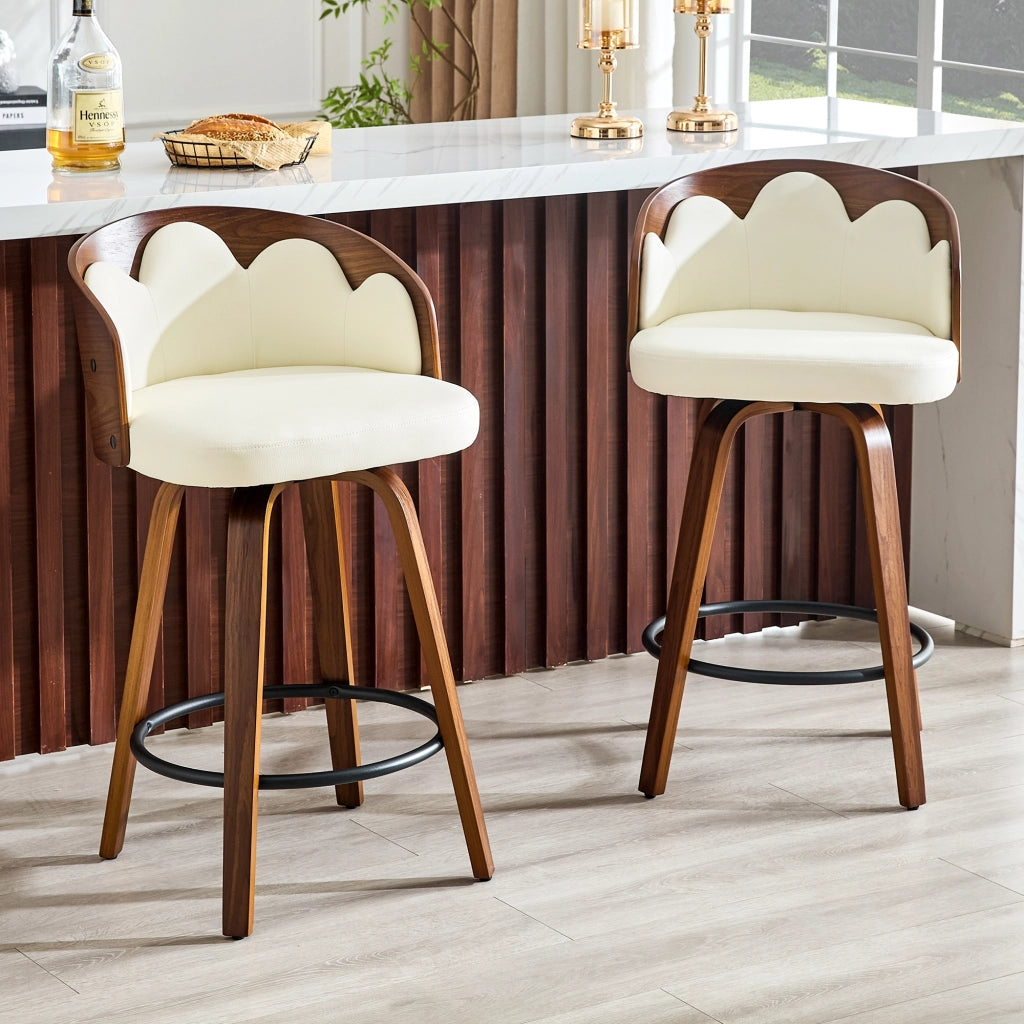 Set di 2 sgabelli da bar con schienale floreale; poggiapiedi in metallo; legno curvato e similpelle bianca