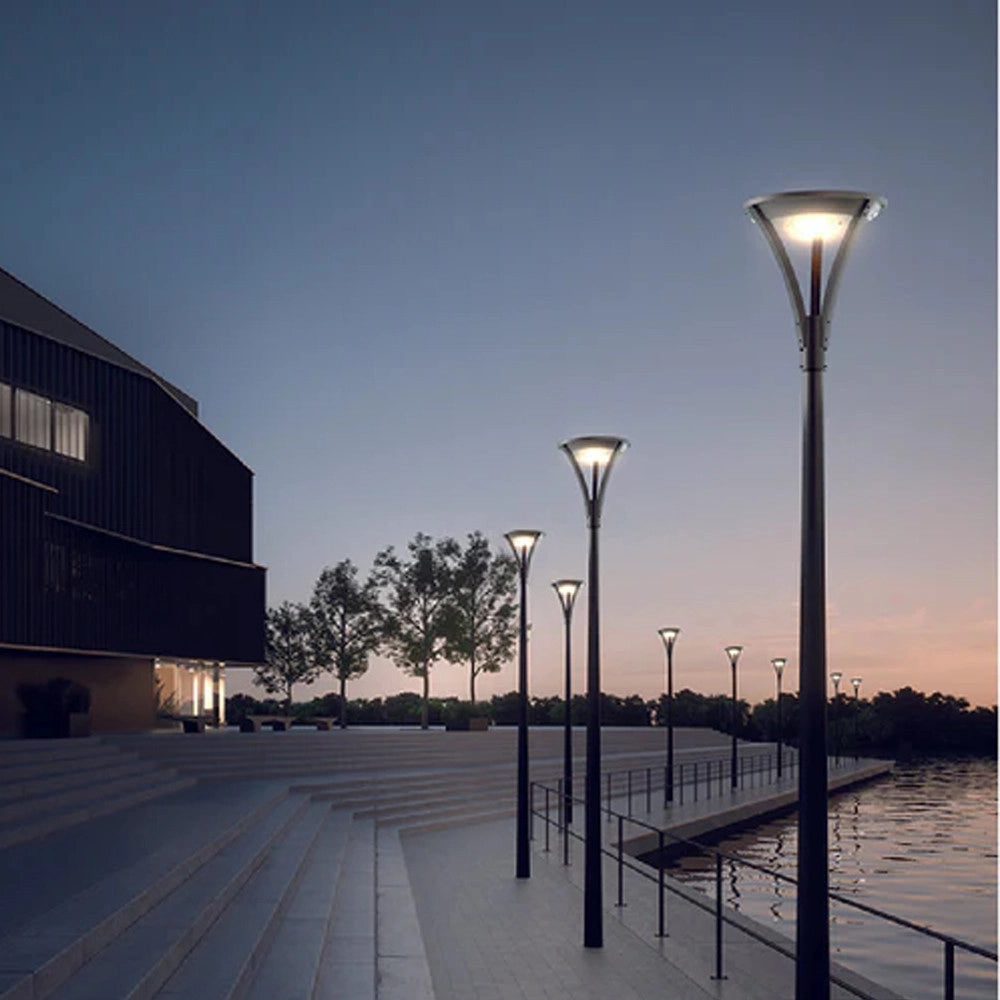 LMS31 Faro Solare per Lampione Led 3000 Lm, Pannello Incorporato e Crepuscolare