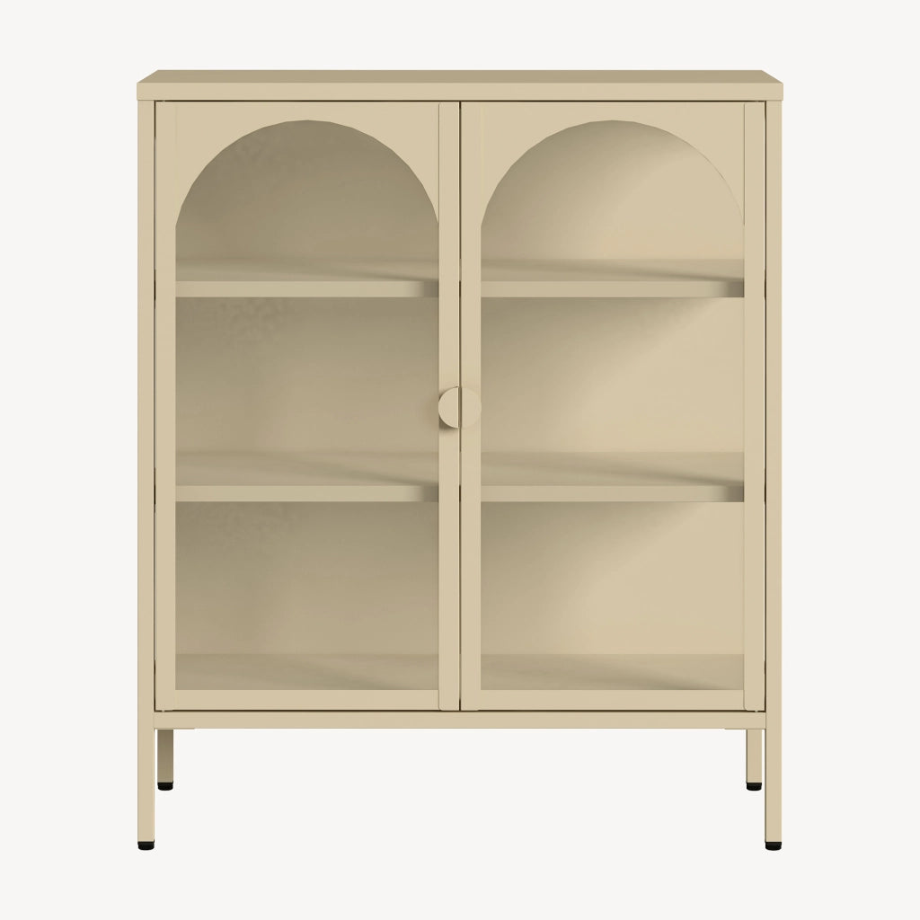 Vetrina Klippestad a 2 Ante in Vetro Credenza con 3 Scomparti 95 x 80 x 35 cm - Color Cammello [en.casa]